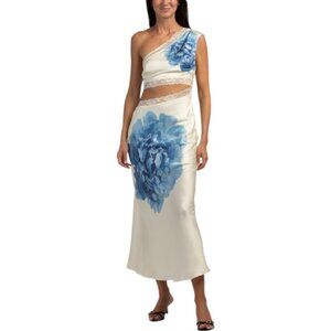 SELFIE LESLIE Mahli One Shoulder Cut Out Maxi Dress